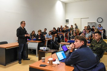 Από τη δραστηριότητα του DCN SEE στο ΑΠΘ