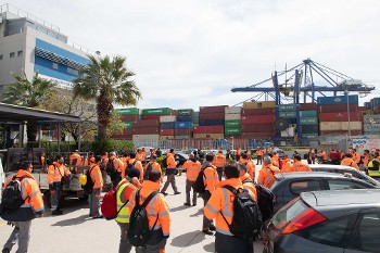 Από πρόσφατη ενημέρωση των λιμενεργατών από γιατρό για την πανδημία
