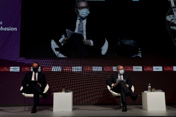 Από το συνέδριο του «Economist»