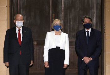 Στιγμιότυπο από τη χτεσινή συνάντηση