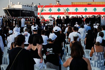 Από τη χτεσινή εκδήλωση μνήμης και οργής στη Βηρυτό