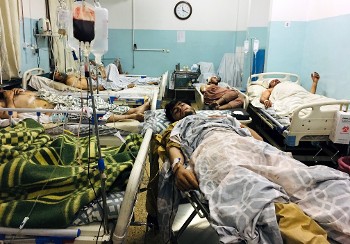Τραυματίες σε νοσοκομείο της Καμπούλ μετά την πολύνεκρη επίθεση της περασμένης Πέμπτης