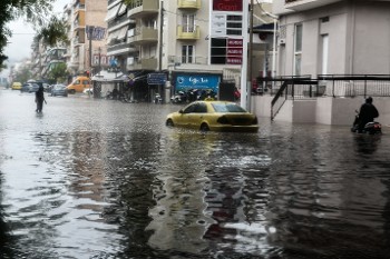 Στη «λίμνη» της Χαμοστέρνας