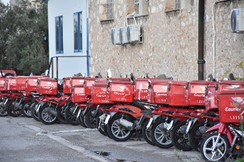 «Χωρίς εμάς δεν πάει το δέμα» διαμηνύουν οι απεργοί «ενοικιαζόμενοι» εργαζόμενοι
