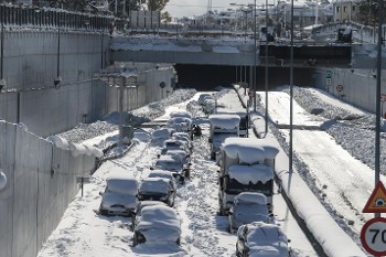 Η Αττική Οδός, όπου παγιδεύτηκαν πάνω από 3.000 άνθρωποι