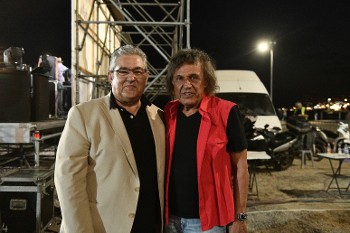 Ο Δημήτρης Κουτσούμπας με τον Βασίλη Παπακωνσταντίνου