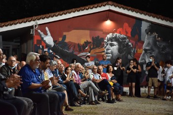 «Παρών» και μέσα από την τοιχογραφία που πλέον κοσμεί τον χώρο