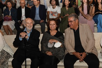 Ο Δ. Κουτσούμπας με τον σπουδαίο μουσικοσυνθέτη