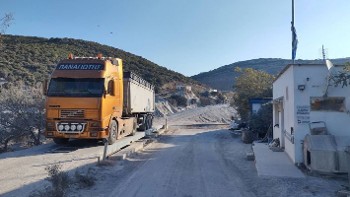 Εβρος: Μπαινοβγαίνουν μηχανήματα στο λατομείο πριν ολοκληρωθεί η έρευνα για το δυστύχημα
