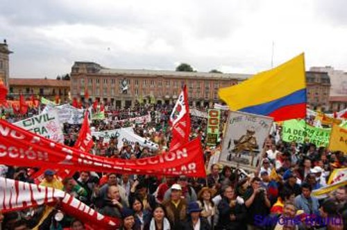 Από παλαιότερη κινητοποίηση του κολομβιάνικου λαού ενάντια στη Ζώνη Ελεύθερου Εμπορίου της Αμερικής (ALCA)