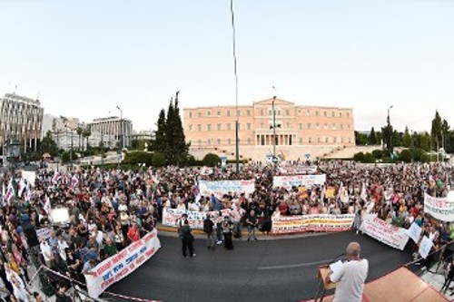 «Το καλοκαίρι καιγόμαστε - τον χειμώνα πνιγόμαστε»: Μεγάλη συγκέντρωση σωματείων και φορέων στην Αθήνα για τις τεράστιες καταστροφές από τις ελλείψεις υποδομών προστασίας του λαού και του περιβάλλοντος