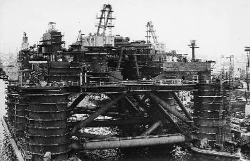 Πλατφόρμα άντλησης πετρελαίου στην ΕΣΣΔ