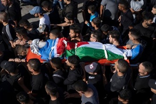 Από τις κηδείες των θυμάτων από την ισραηλινή εισβολή στην Τουλκαρέμ
