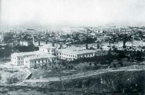 Θεσσαλονίκη 1915. Διακρίνονται στο βάθος τζαμιά και μιναρέδες