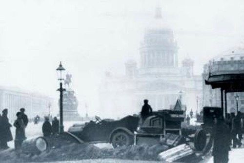 Οδοφράγματα στην Πετρούπολη τον Οκτώβρη του 1917