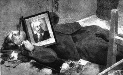  Ουγγαρία 1956. Αυτού του δολοφονημένου κάρφωσαν το κεφάλι με τη λόγχη στο πάτωμα και του πέταξαν μια φωτογραφία του Λένιν
