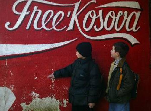 Το «ελεύθερο Κόσσοβο» θυμίζει διαφημιστικό σλόγκαν χωρίς ρεαλιστικό αντίκρισμα...