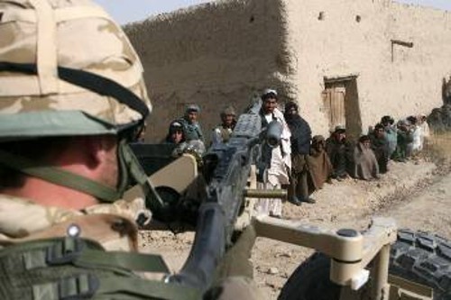 Η αντίσταση στους εισβολείς κατοχικούς των ιμπεριαλιστικών δυνάμεων στο Αφγανιστάν δε λέει να καμφθεί