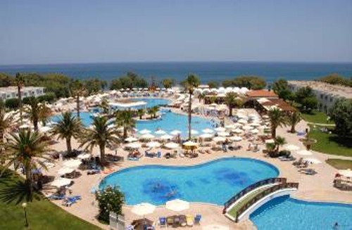 Γαλέρες για τους ξενοδοχοϋπάλληλους, απλησίαστα για τους εργαζόμενους της Κρήτης, τα ξενοδοχεία του νησιού