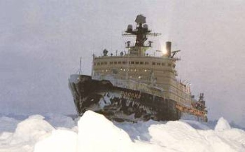 Η Ρωσία θα έχει έτοιμο το 2010 στόλο παγοθραυστικών για την Αρκτική
