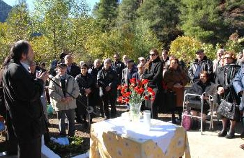 Ο Γιώργος Μαρίνος ενώ απευθύνει χαιρετισμό στην εκδήλωση στο Προκόπι