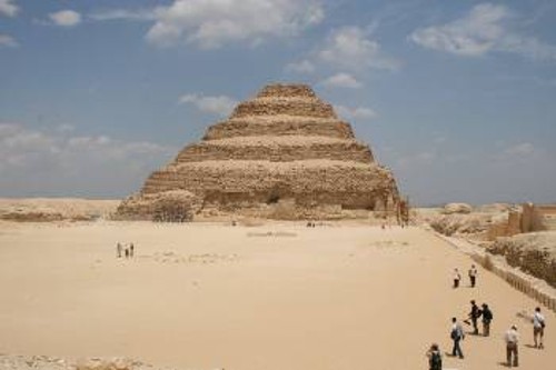 Οι πιο παλιές πυραμίδες στην έρημο της Σακάρα