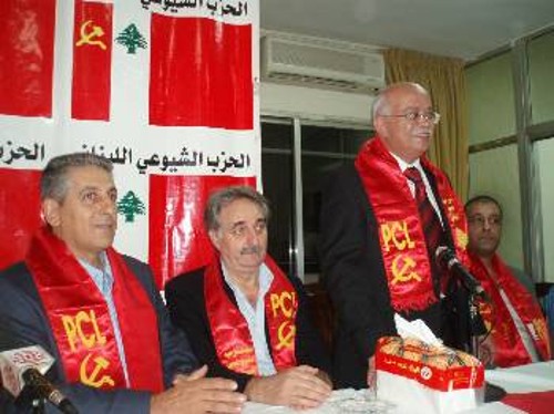 Από τη συνάντηση με το ΚΚ Λιβάνου. Ορθιος ο ΓΓ του Κόμματος Χαλέντ Χαντάτα