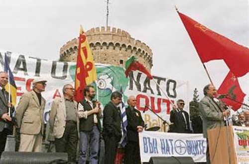 Από παλιότερη αντιΝΑΤΟική εκδήλωση στη Θεσσαλονίκη
