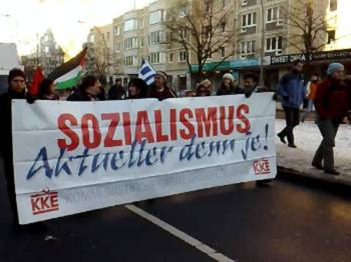 Ο σοσιαλισμός πιο επίκαιρος από ποτέ (από φετινή διαδήλωση στο Βερολίνο με τη συμμετοχή της ΚΟ Γερμανίας του ΚΚΕ)