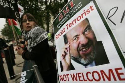 Από παλιότερες κινητοποιήσεις στο Λονδίνο για το Παλαιστινιακό, με αφορμή την επίσκεψη Λίμπερμαν