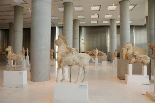 Μουσείο Ακρόπολης. Επιβάλλουν εισιτήριο και για τους εικαστικούς καλλιτέχνες