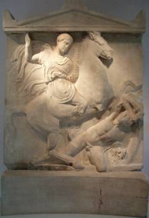 Επιτύμβια στήλη του νεαρού Δεξίλεω, Αθηναίου ιππέα, που διακρίθηκε στον Κορινθιακό Πόλεμο