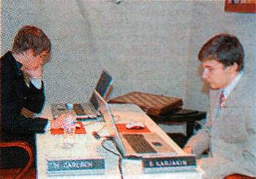 Ο Μάγκνους Κάρλσεν (αριστερά) πριν δύο χρόνια σε αγώνα «Μπλάιν» με τον ουκρανό Καριάκιν