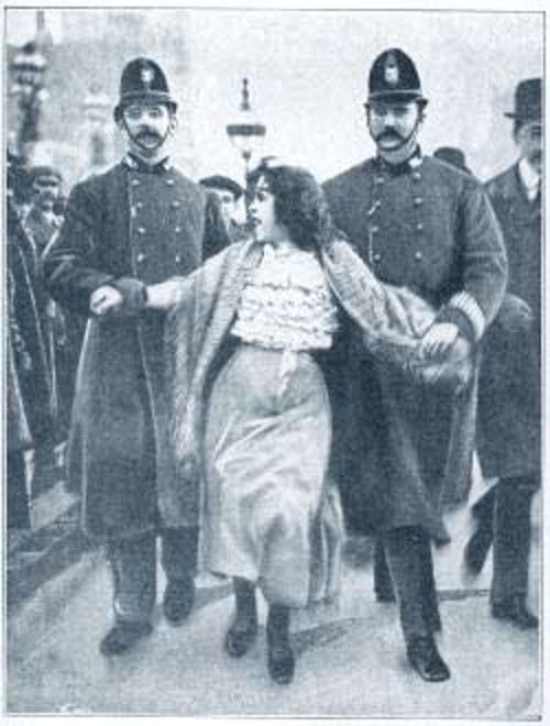 Σύλληψη διαδηλώτριας κατά τη διάρκεια της διαδήλωσης στη Νέα Υόρκη το 1857