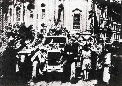 9η Μάη 1945: Ο σοβιετικός στρατός απελευθερώνει την Τσεχοσλοβακία - Πράγα