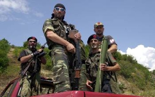 Αλβανοί αυτονομιστές με ...διαθέσεις αφοπλισμού