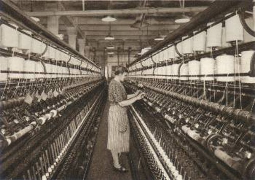 Στο εργοστάσιο κλωστοϋφαντουργίας, 1920