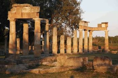 Ο αρχαίος ναός της Βραυρωνίας Αρτέμιδος στη Βραυρώνα Αττικής