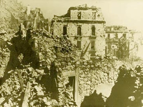 Ιταλία. Ερείπια στο Μόντε Κασίνο