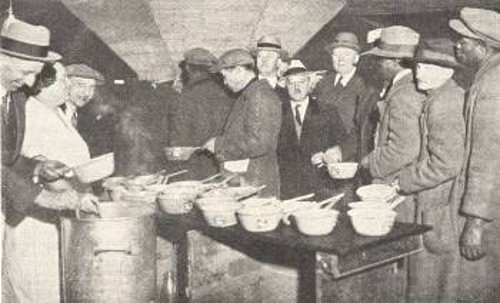 Φθινόπωρο 1930, ΗΠΑ: Στην ουρά για ένα πιάτο φαΐ