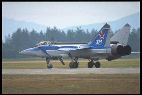 Ο νέος λεγόμενος «εξολοθρευτής δορυφόρων» της Ρωσίας, είναι εκδοχή του καταδιωκτικού «MiG-31M»