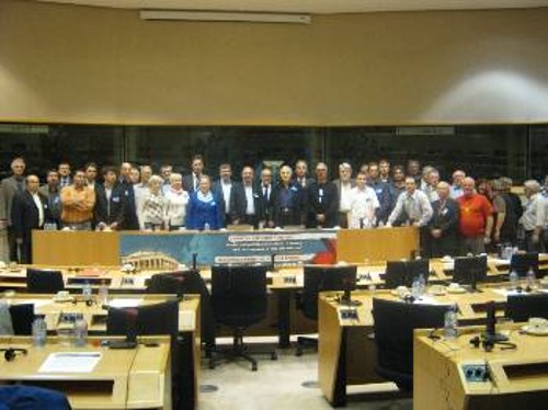 Οι εκπρόσωποι των κομμάτων που συμμετείχαν στην Ευρωπαϊκή Συνάντηση