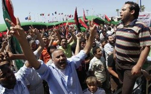 Στη Βεγγάζη πανηγυρίζουν την παραπομπή του Κάνταφι στο Δικαστήριο της Χάγης
