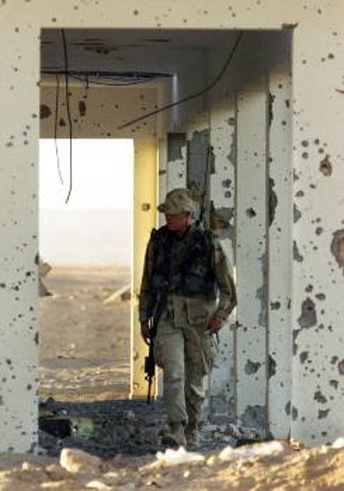 Αμερικανός πεζοναύτης κάπου στο Νότιο Αφγανιστάν