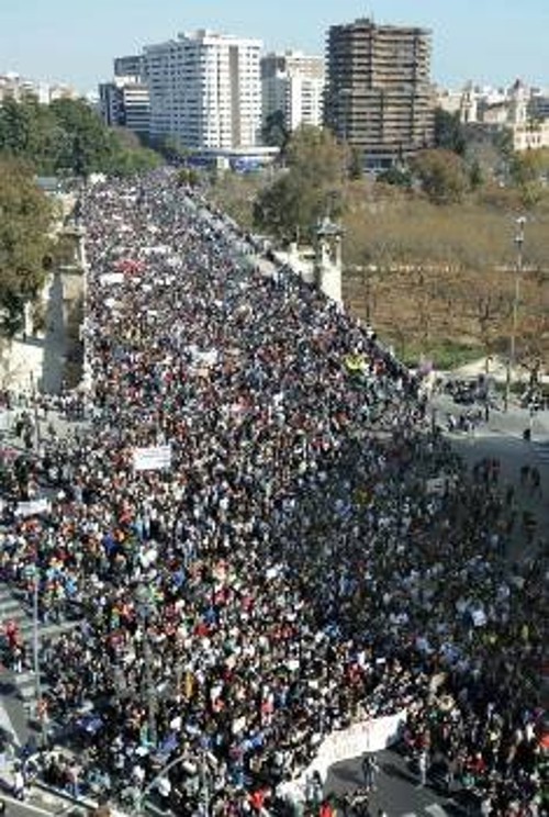 Από τη μεγάλη διαδήλωση στη Βαλένθια