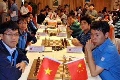 Αποψη από το Ασιατικό Πρωτάθλημα Μπλιτς. Σε πρώτο πλάνο οι ομάδες Κίνας - Βιετνάμ.
