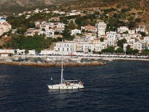 Στο όμορφο αιγαιοπελαγίτικο νησί θα συνδυάσουν , Ελληνες και ξένοι, κορυφαίοι και μη , το σκάκι και τις καλοκαιρινές διακοπές!