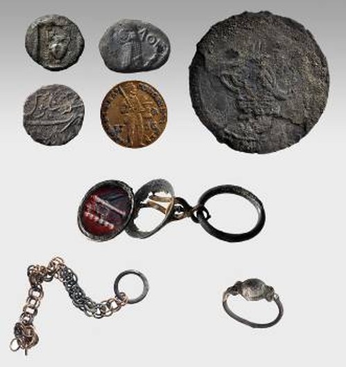 Νομίσματα και προσωπικά αντικείμενα επιβατών και πληρώματος του πλοίου. Ναυάγιο «ΜΕΝΤΩΡ»