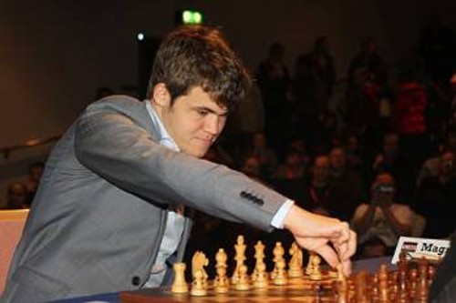 Ο ρέκορντμαν του Παγκόσμιου ΕΛΟ και νικητής του Chess Classic 2012 G.M. Mάγκνους Κάρλσεν !