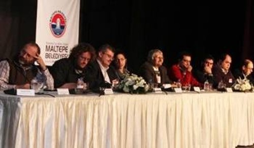 Ολοι οι ομιλητές στην αντιΝΑΤΟική εκδήλωση του ΚΚ Τουρκίας